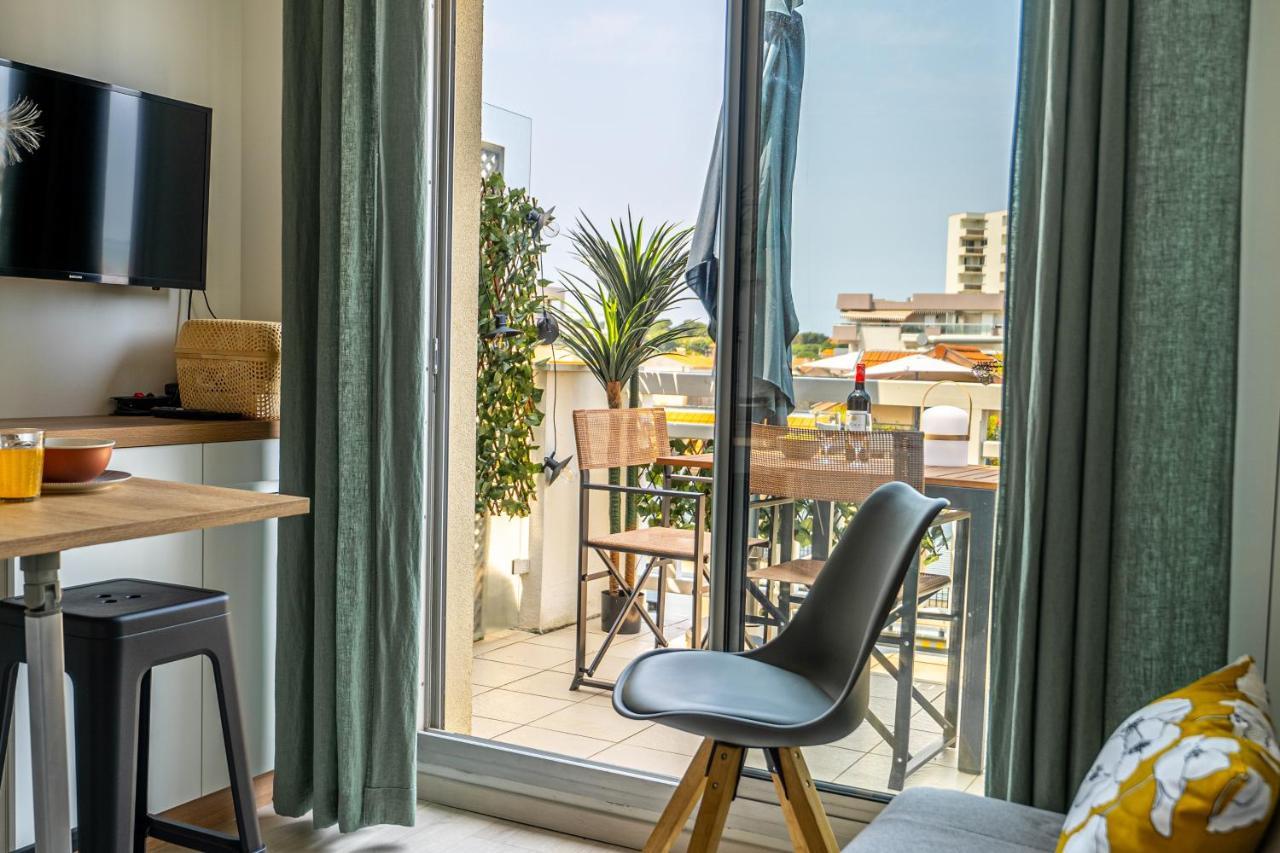 Piton Des Neiges - Nid Douillet Terrasse Vue Port Apartment Arcachon Exterior foto